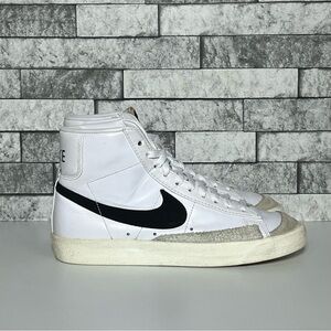 Nike Blazer 77’ Hi Womens 8 White Sneakers